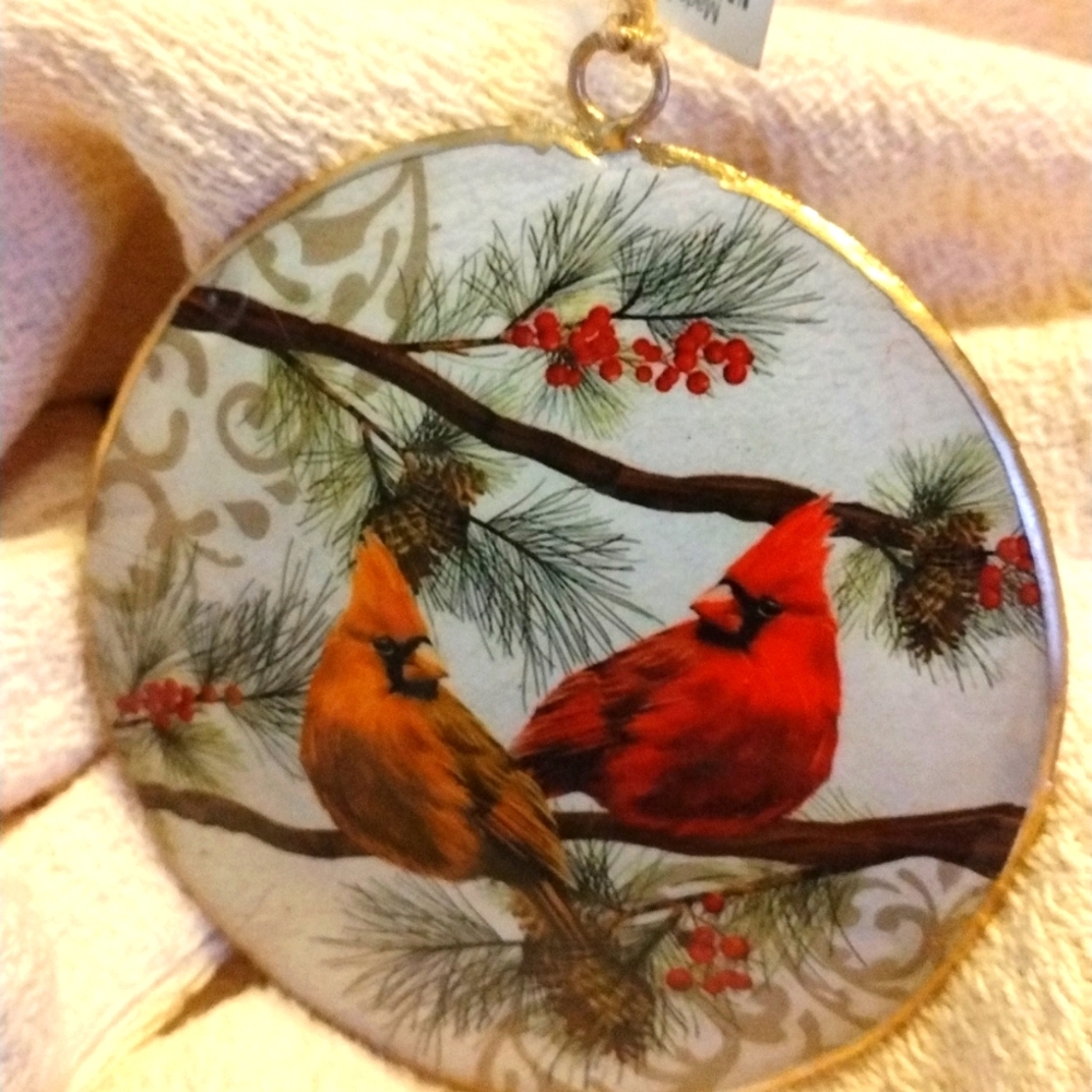 Cardinal Ornament M/F Holiday Scene